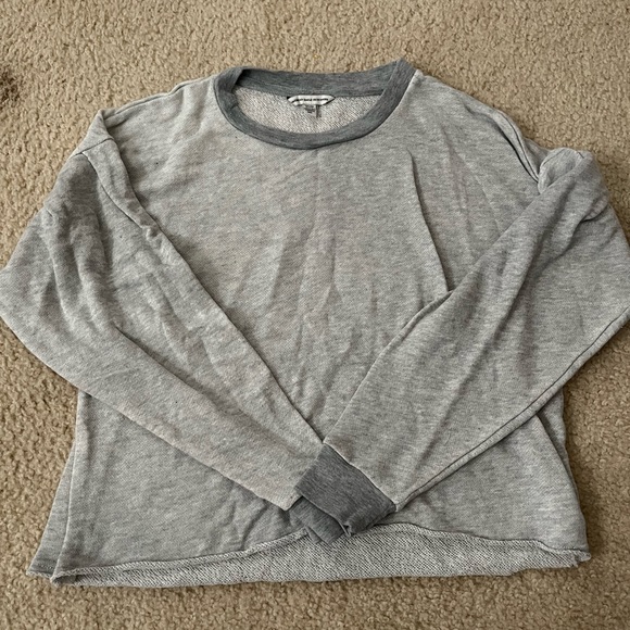 AMERICAN EAGLE CROPPED LONG SLEEVE! - Picture 1 of 3